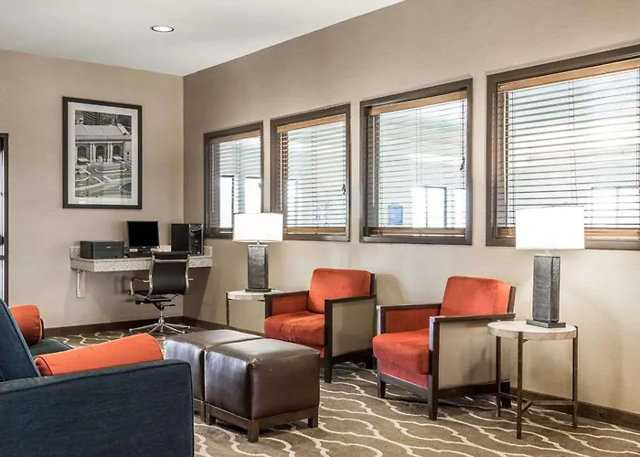 Quality Inn & Suites Bethany