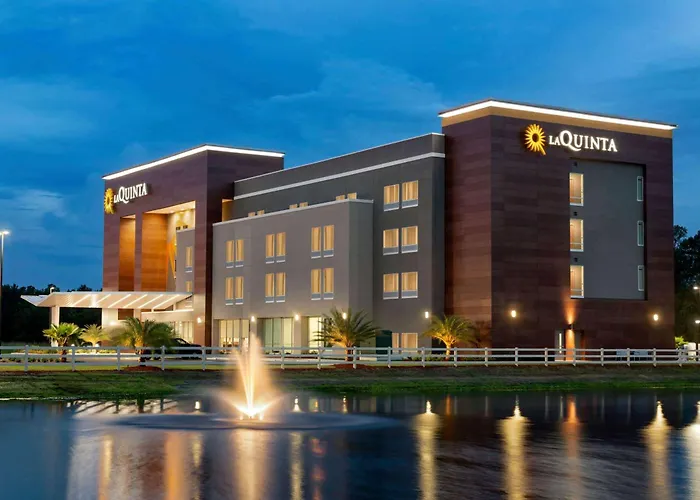 La Quinta Brunswick/Golden Isles Hotel