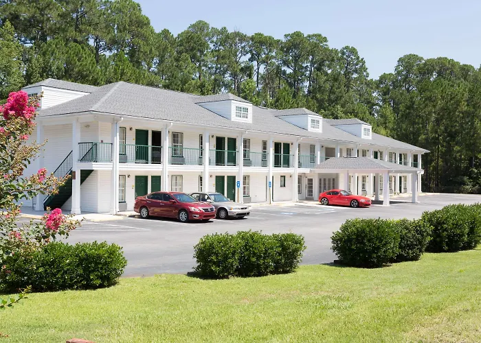 Super 8 By Wyndham Statesboro
