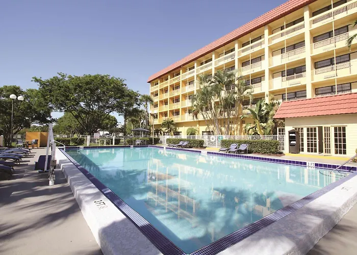 La Quinta By Wyndham Coral Springs University Dr
