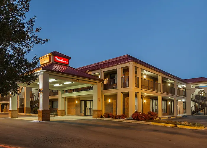 Red Roof Inn & Suites Scottsboro