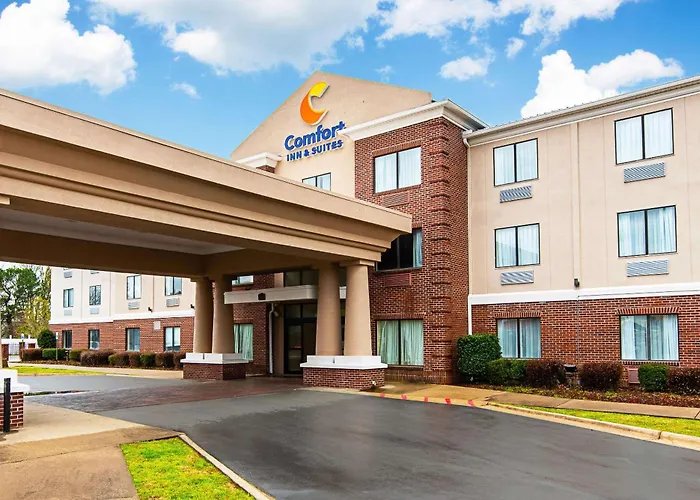 Comfort Inn & Suites Pine Bluff