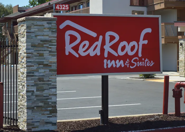 Red Roof Inn & Suites Sacramento North North Highlands
