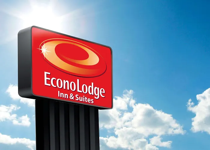 Econo Lodge Inn & Suites