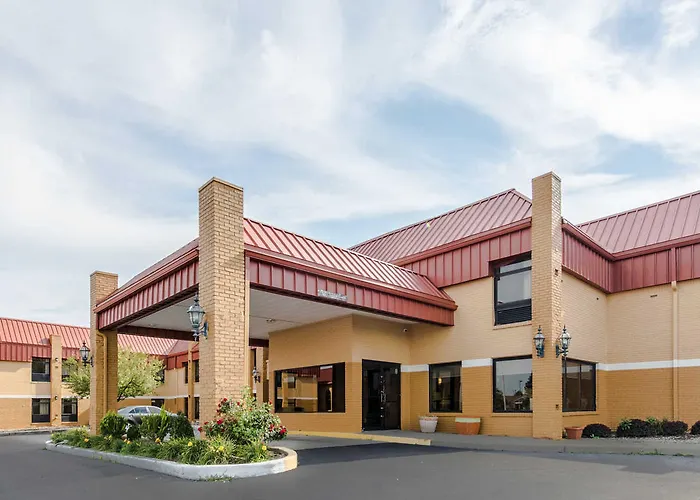 Quality Inn & Suites University Area Muncie