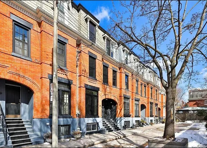 Jacob22 B&B Toronto