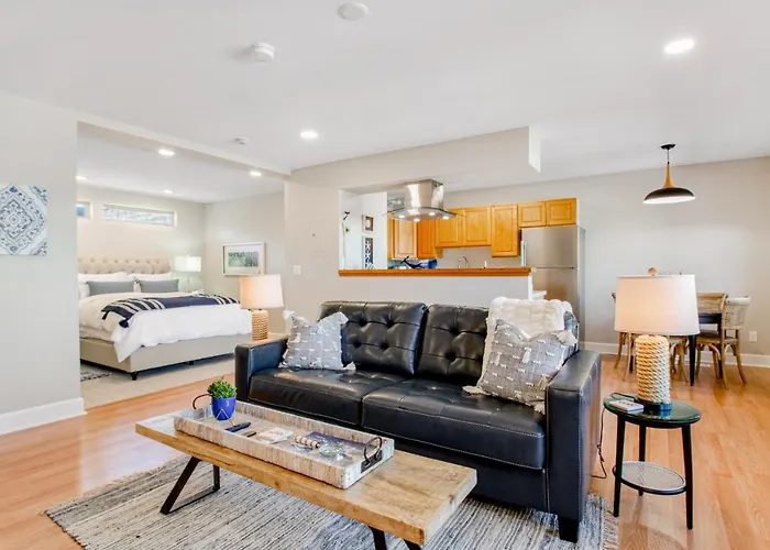 Port Angeles Water View Loft