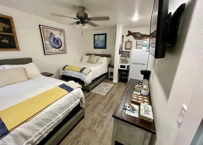 Seafarer Suites Homer