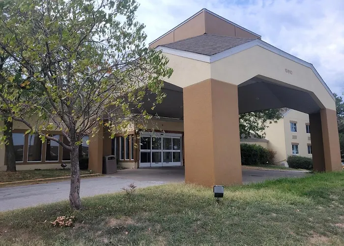 Eloquence Hotel Overland Park