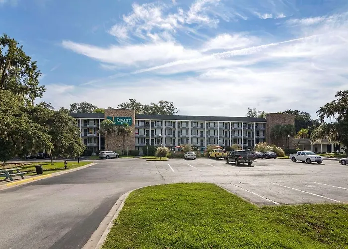 Quality Inn At Town Center