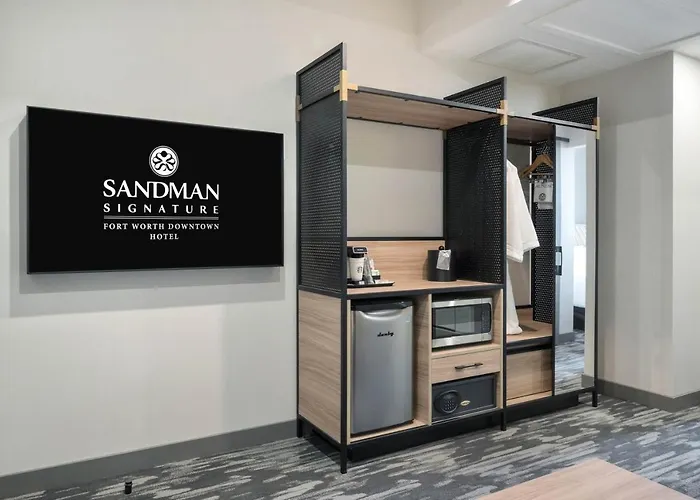 Sandman Signature Fort Worth Downtown Hotel