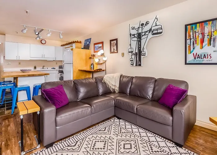 Mountainside Condo #307 Girdwood