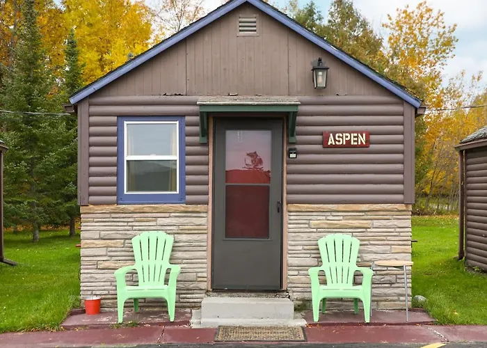 Hilltop Lodge And Cabins
