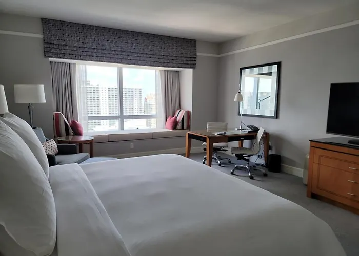 Four Seasons Studio - Privately Owned Unit Miami