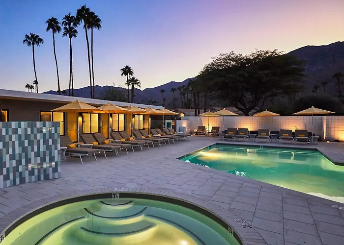 Twin Palms Resort - A Gay Men'S Resort