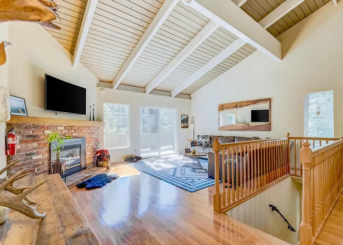 Incline Village Charmer