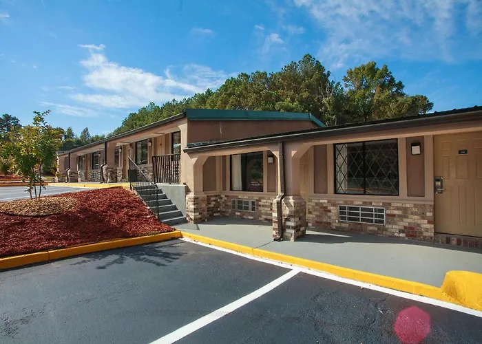Travelodge By Wyndham Macon West