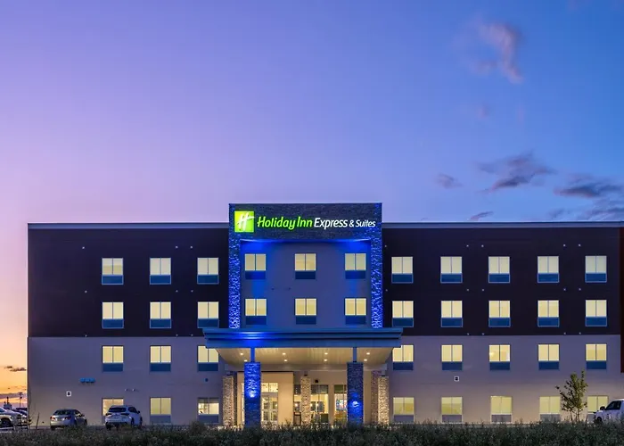 Holiday Inn Express & Suites - Watertown By Ihg