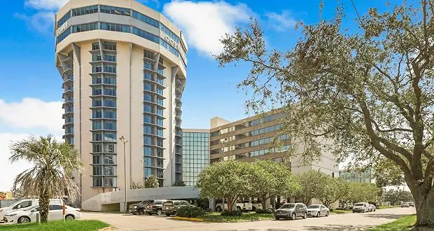 Comfort Inn & Suites At Copeland Tower Metairie