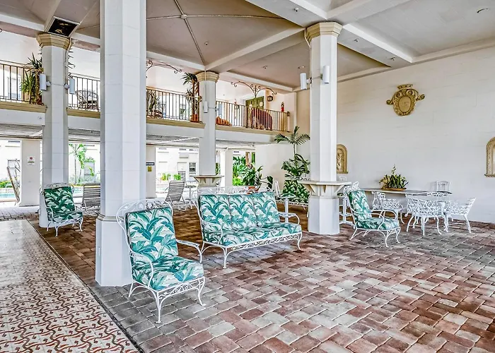Palm Rising Hotel Palm Beach