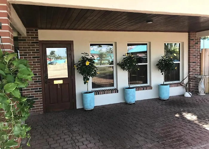 Ocean Breeze Bungalow