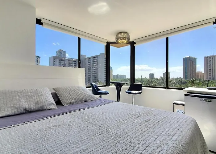 Waikiki Beach Modern Studio No Resort Fee Best Location Honolulu