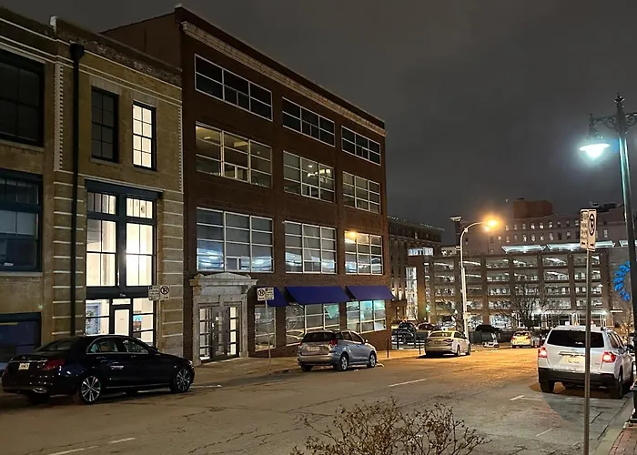 #2Br-1Ba Loft Downtown Kc In Historic Building Apartment Kansas City