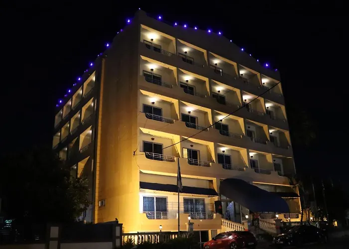 Maple Leaf Korean Hotel Achimota