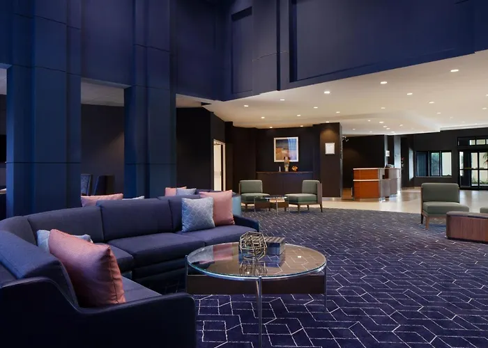 Courtyard By Marriott Newark Silicon Valley