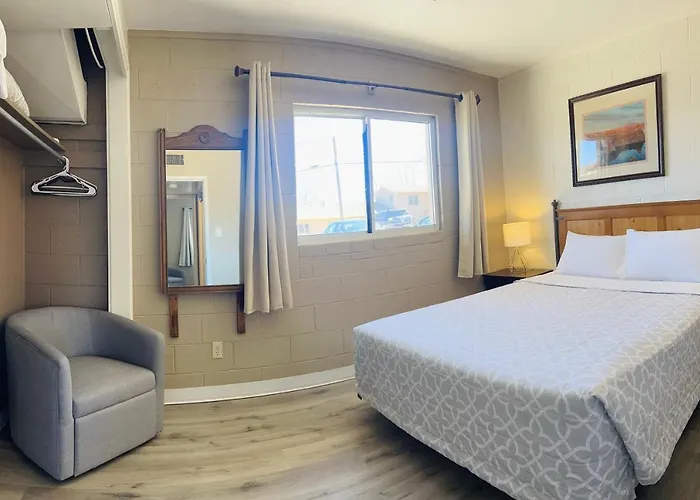 Lake Powell Motel & Apartments Page