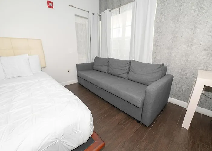 The New Hotel Miami