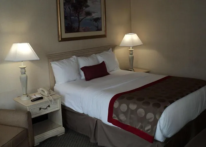 Ramada By Wyndham Yonkers