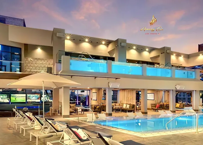 Amalz 2 Bedroom 3 Bathroom Balcony Suites At Mgm Signature !