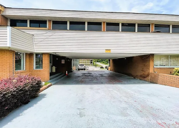 Palmetto Inn & Suites By Oyo Orangeburg