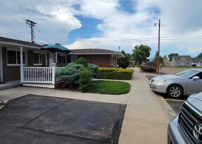 Husker Inn