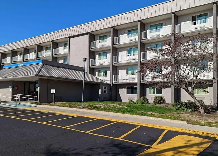 Motel 6-Danvers, Ma - Boston North