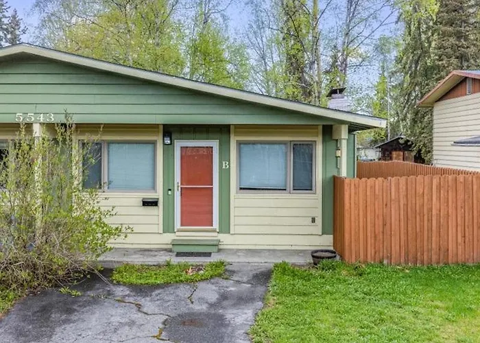 New! Charming Stay In Anchorage