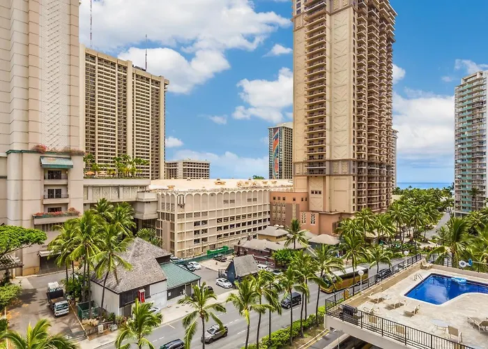 Castle At Palms At Waikiki