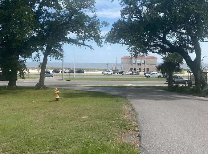 Oak Shores.