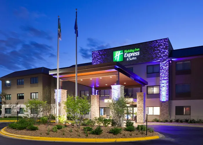 Holiday Inn Express & Suites Minneapolis - West End By Ihg Saint Louis Park