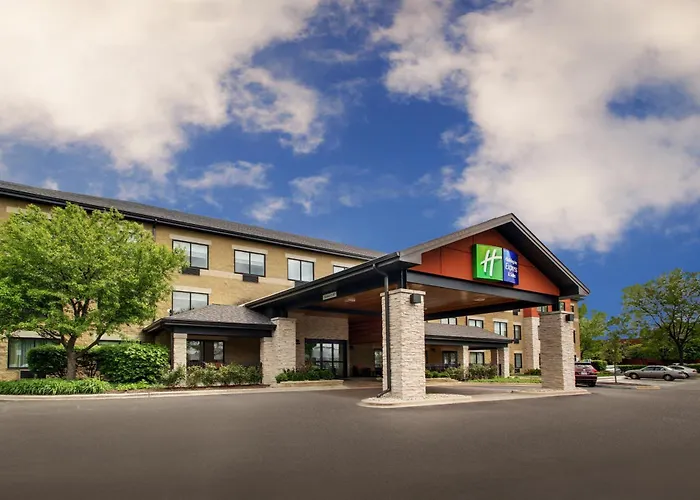 Holiday Inn Express & Suites Aurora - Naperville By Ihg