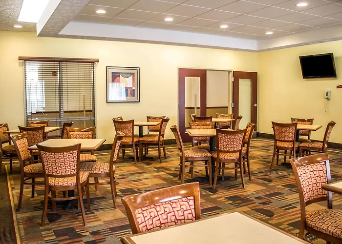 Comfort Inn & Suites Kent - University Area
