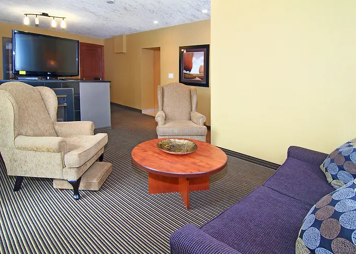 Holiday Inn Express And Suites Calgary By Ihg