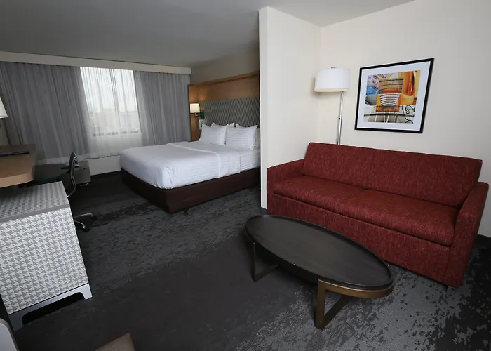 Holiday Inn Chicago North Shore By Ihg Skokie