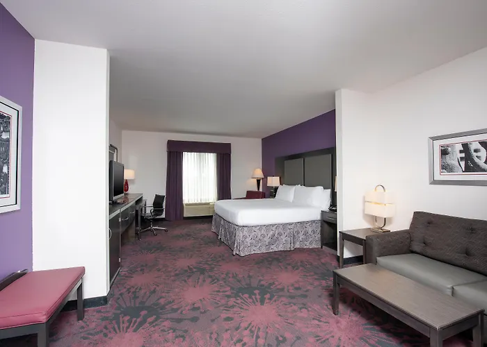 Holiday Inn Express & Suites Columbus - Polaris, An Ihg Hotel