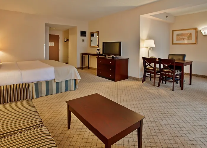 Holiday Inn & Suites Springfield - I-44 By Ihg
