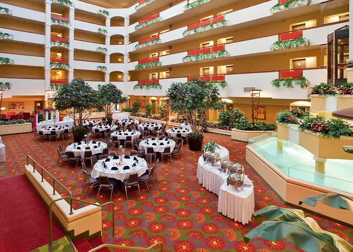 Holiday Inn & Suites Springfield - I-44 By Ihg