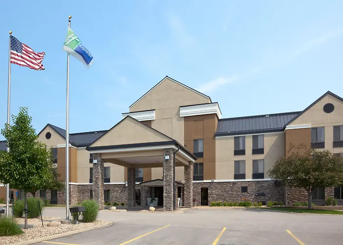 Holiday Inn Express Cedar Rapids - Collins Road By Ihg