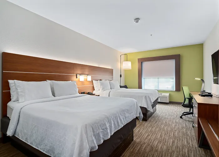 Holiday Inn Express & Suites Van Buren-Ft Smith Area