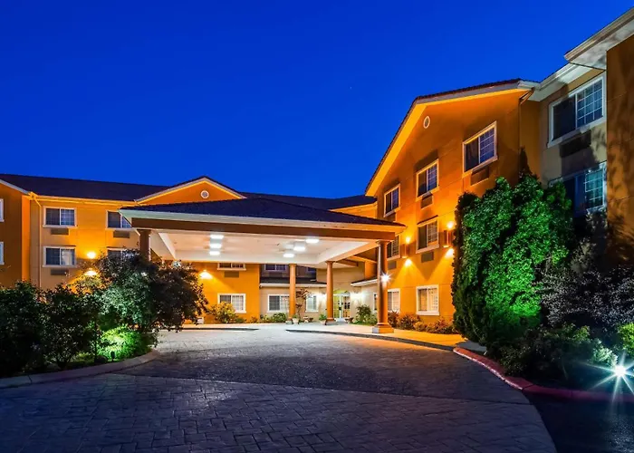 Best Western Plus Caldwell Inn & Suites